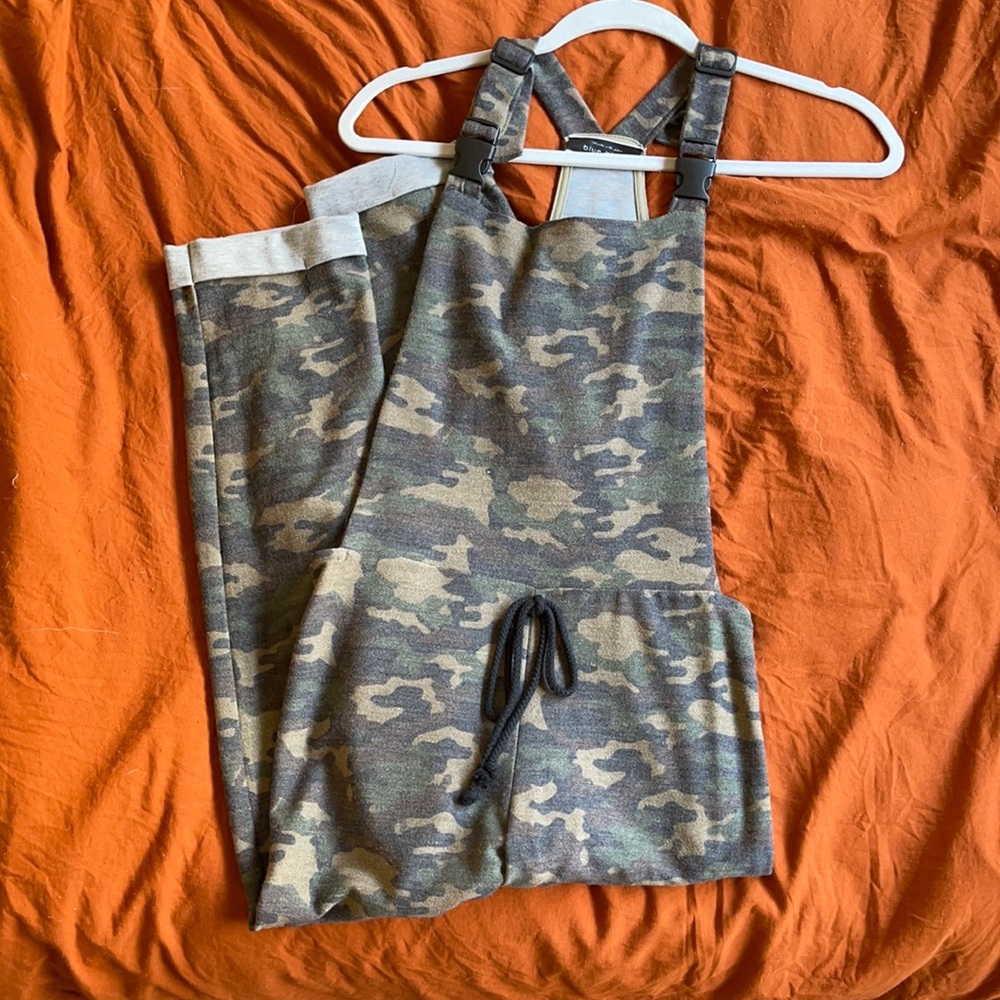 Camp jumper